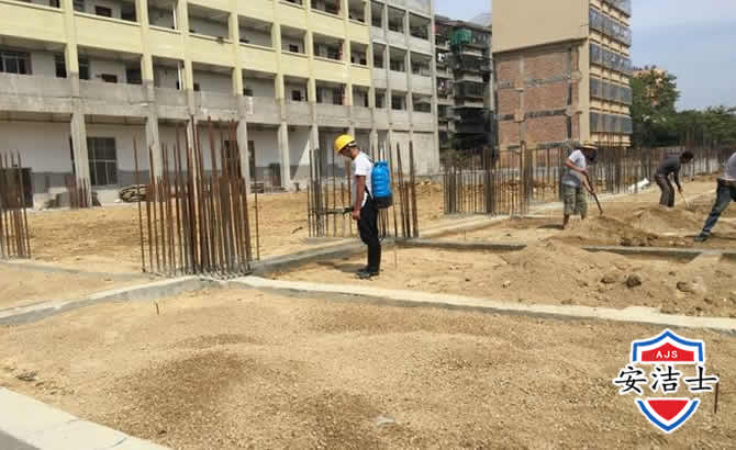 上海学校机关防治白蚁